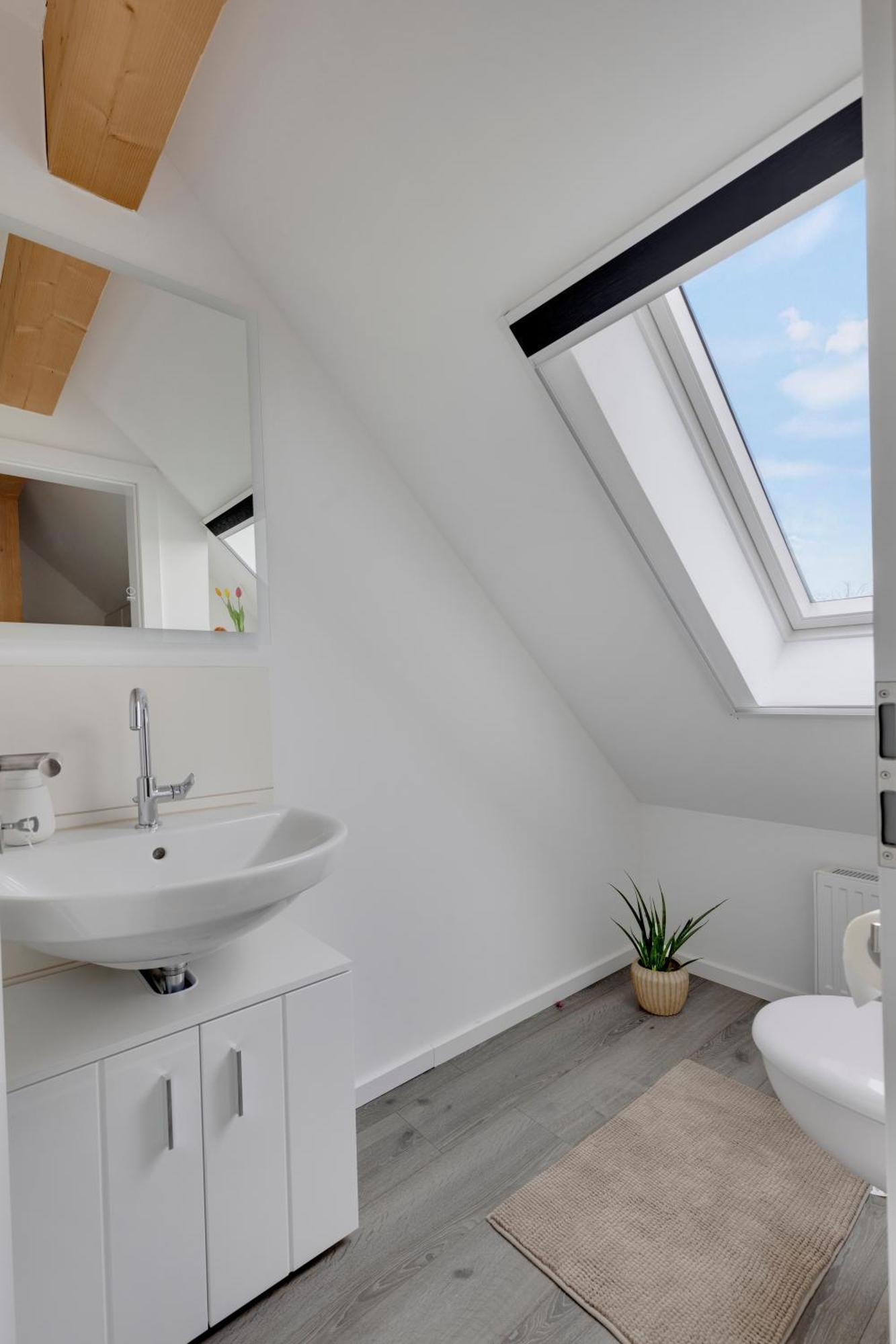 Seezeit, Ferienhaus Bis Zu 6 Personen, 500 Meter Zum Wasser, Mit Garten Hude  Exterior photo